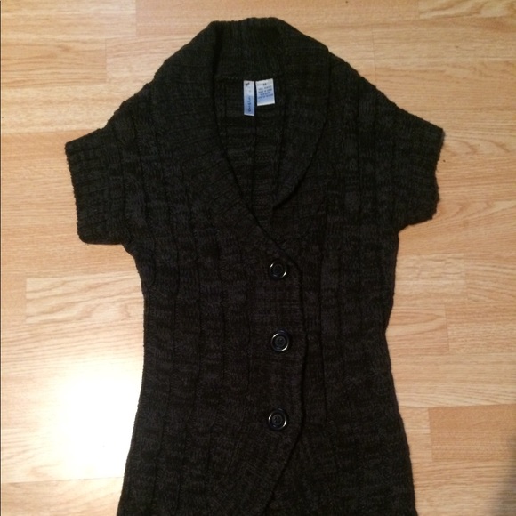 Sweater - Picture 2 of 4